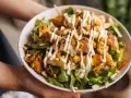 Jak zrobić sałatkę kebab, która zachwyci Twoich gości i jest prosta w przygotowaniu