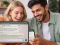 Ein Paar lacht, während es eine WhatsApp-Nachricht auf Deutsch liest. Sie schätzen die einfache Kommunikation, die ihnen die deutsche Sprache ermöglicht.