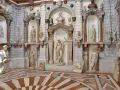 Un'antica collezione di sculture classiche, un tesoro da scoprire nei musei gratis di Venezia.