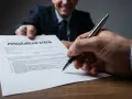 Podpisanie dokumentu "Porozumienie stron" - wzór wypowiedzenia umowy o pracę za porozumieniem stron.