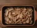 Domowy kebab: przepis na idealne mięso i sosy bez rożna!