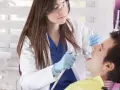 Co można zrobić u dentysty na nfz? Sprawdź darmowe zabiegi i nowości
