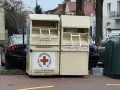Pojemniki na odzież używaną. Tutaj możesz oddawać ubrania, które posłużą innym.