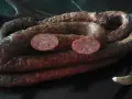 Domowa kiełbasa z jelenia: przepis krok po kroku i sekrety smaku