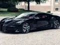 Bugatti La Voiture Noire – ile ma koni i co ją wyróżnia?