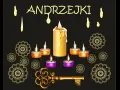 Andrzejki: płonące świece, klucz i mandale. Znaczenie imienia Andrzej to "męski", "odważny".