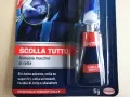 Come togliere la colla delle etichette dal vetro con questo prodotto universale. Rimuove macchie, residui e sbavature.