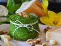 Czy pesto jest dietetyczne? Odkryj jego kaloryczność i wartości odżywcze