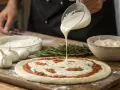 Idealny sos do pizzy? Klasyka, biały, czosnkowy poznaj sekrety!