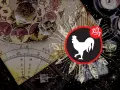 Chińskie znaki zodiaku lata: symbol koguta na tle astrologicznej mapy i kryształów.