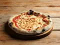 Pizza rossa co to? Odkryj jej składniki, historię i smak