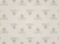 Patrón repetitivo de ornamentos florales en relieve sobre un fondo texturizado. Este papel pintado transpirable aporta elegancia sutil.