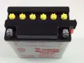 Batteria Yuasa YB9-B. Lasciarla sempre in carica si rovina, attenzione alla solfatazione.