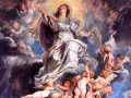 Wniebowzięcie Najświętszej Maryi Panny wśród aniołów i chmur. Jej postać otoczona jest blaskiem, a wokół niej unoszą się liczne putta.