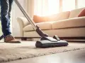 Jak skutecznie czyścić dywan pluszowy i unikać trudnych plam