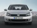 Srebrny Golf 6, idealny do miasta i na wakacje. Zastanawiasz się, jaki silnik benzynowy wybrać?