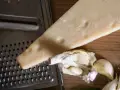 Skąd pochodzi ser parmezan? Odkryj tajemnice jego pochodzenia