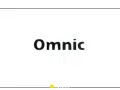 Czarny napis "Omnic" na białym tle. Pod napisem mała żółta kropka i przerywana linia, jakby to był omnic ocas.