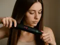 Ile stopni ma prostownica? Dobierz idealną temp. dla włosów!