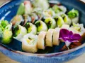Czy pies może jeść sushi? Dowiedz się, co może mu zaszkodzić