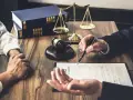 Od czego jest notariusz? Rola, usługi, bezpieczeństwo prawne.
