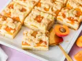 Saftiger Aprikosen-Blechkuchen mit Streuseln, perfekt für Ihre nächsten Blechkuchen Rezepte.