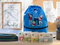 Wyprawka szkolna lista: gry edukacyjne, worek na buty, zeszyty i przybory plastyczne. Idealne do nauki tabliczki mnożenia.
