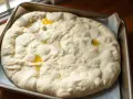 Jak długo przechowywać ciasto na pizzę? Lodówka, mrożenie, pokojowa temperatura