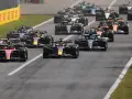 Coches de Fórmula 1 compiten en Zandvoort. Consulta el **horario F1 Zandvoort** para no perderte la acción.