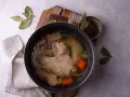 Mięso z rosołu: 3 techniki na soczyste dania zero waste!