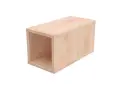 Scatola in legno chiaro, ideale per stoccaggio. Valuta il prezzo legno al metro cubo per i tuoi progetti.