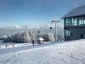 Gdzie w góry na narty? Odkryj najlepsze stacje narciarskie w Polsce