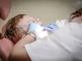 Co zrobić gdy dziecko nie chce otworzyć ust u dentysty - skuteczne metody na lęk
