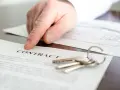 Co powinna zawierać umowa najmu mieszkania, aby uniknąć problemów?