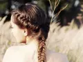 Flechtfrisuren lange Haare: Einfach flechten, Volumen zaubern
