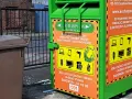 Zielony kontener na elektrośmieci. Czy baterie to elektrośmieci? Tutaj wrzucisz drobny sprzęt RTV/AGD. Zadzwoń po odbiór.