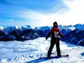 Softshell na narty: kiedy lepszy niż hardshell? Poradnik wyboru