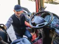 Czy bus 9 osobowy to transport zbiorowy? Poznaj ważne przepisy