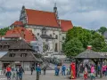Kazimierz Dolny: przewodnik po atrakcjach, wąwozach i festiwalach