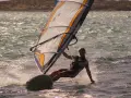 Windsurfing: Opanuj ślizg! Przewodnik do Twojego pierwszego lotu