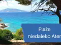 Piękne plaże niedaleko Aten, z turkusową wodą i skalistym wybrzeżem, kuszą do odpoczynku.