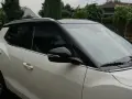 Ile kosztuje oklejenie dachu samochodu? Zobacz, co wpływa na cenę