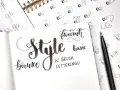 Ćwiczenia kaligraficzne: "Style", "bounce", "flourish", "basic" i litery w różnych wariantach kroju pisma.
