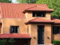 Ceglasty dach jaki kolor elewacji - wybierz idealne połączenia kolorów