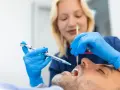 Ile czasu schodzi znieczulenie od dentysty? Sprawdź, co musisz wiedzieć