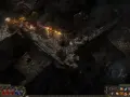 Combate en Path of Exile 2. Un guerrero lanza fuego contra enemigos en ruinas oscuras.