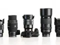 Pięć obiektywów i aparat Sony a7 III. Jaki obiektyw do Sony a7 III? Znajdziesz tu szerokokątne i teleobiektywy.