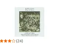John & Yoko's "Happy Xmas (War Is Over)" cover: Eine Gruppe von Kindern und Erwachsenen posiert für ein Foto. Der Krieg ist vorbei.