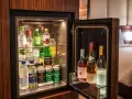 Woda w hotelu: darmowa czy płatna? Uniknij ukrytych kosztów!