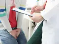 Badanie prostaty per rectum: Bez bólu i wstydu? Przewodnik krok po kroku.